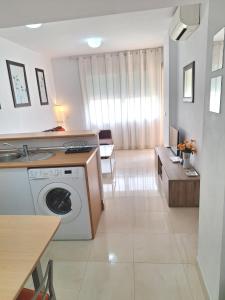 Luminoso y acogedor apartamento junto a la playa Torrecilla