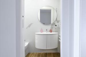 Casa Vacanze Maddalena - Palazzetto sul lago - Diamante Rosa