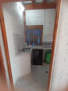 Hostal playa descalzo