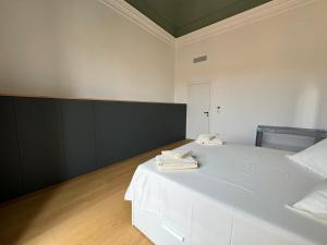 Splendid apartment - Historic center of Catania