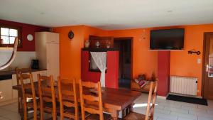 Chalets Chalet au bord du lac de Longemer : photos des chambres