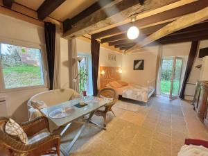 Maisons d'hotes Gite des Fours : photos des chambres