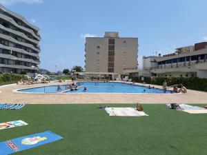 Cozy, sunny and close to the beach