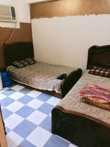 الشواربي السياحي سوق الحارث