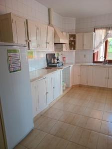 Departamento amoblado en segundo piso