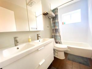 Tarpon Harbor 1 - Waterfront pool home near beach & downtown Las Olas