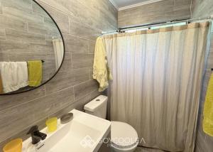 Casa en lago rapel, quincho, piscina, acceso al lago Familiar