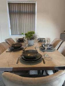 Stylish 3-Bedroom House in Warrington - Sleeps 5