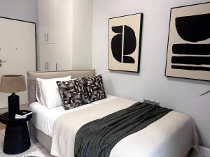 Piraeus Gem - Netflix, Nespresso and Style