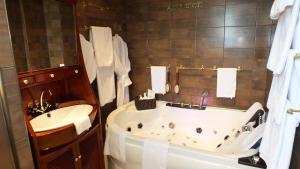Hotels Hotel - Restaurant - Salon de The Le Beausejour : photos des chambres