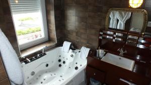 Hotels Hotel - Restaurant - Salon de The Le Beausejour : photos des chambres