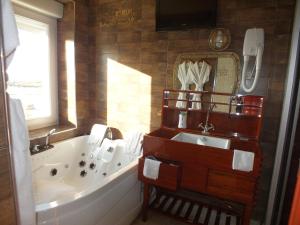 Hotels Hotel - Restaurant - Salon de The Le Beausejour : photos des chambres