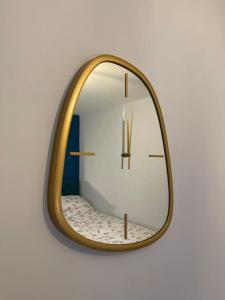 Central 2-Bed Flat, main door, on-street parking