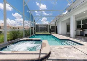 Stunning Home wPrivate Pool, minutes from Disney - 达文波特