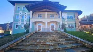 La Primula - 拉科尔米亚讷