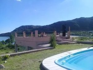 Casa con espectacular vista al lago de Potrero de los Funes - San Luis - 埃尔沃尔坎