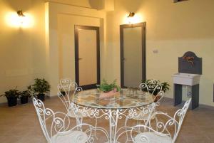 Comfort Triple Room with Shower room in Le Giare B&B