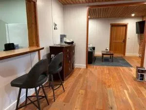 Annies Place - Silverton