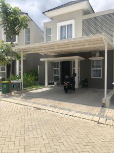 House of Luna Peaceful Villa Tengah Kota Pekanbaru