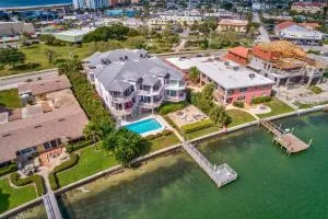 Amadeus 2 - جزيرة تريجر