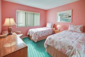 Lands End 6-301 Beach Front