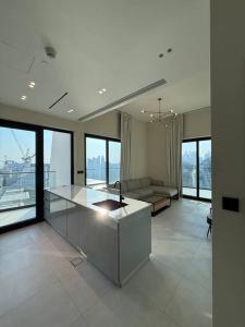 Private pool penthouse, Downtown
