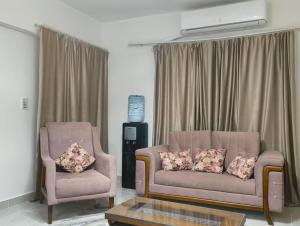 Unique 2 bedroom apartment in Rehab city