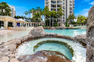Surfers Paradise Getaway Amazing Resort Amenities