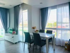 Oasis at The BluX, Bangsaen beach - Ban Rong Khoei