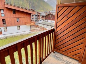 Studio charmant à Val dIsère proche centre et pistes - FR-1-411-965