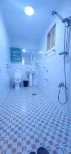 핑크 White Linen House,3br