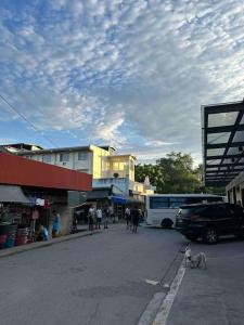Lawton Residences Studio Room 2A - 4pax