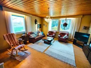 Authentic Countryhouse at the Reindeer Farm - Moskuvaara