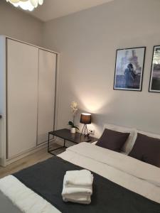 Gabriela Studio Central