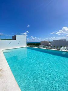 5th Ave - Gym - Pool - Rooftop