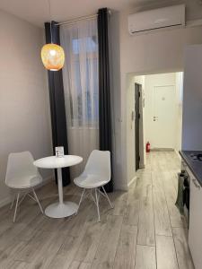 Gabriela Studio Central