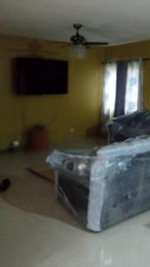 Kangols studio apartment