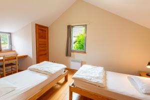 Maisons de vacances Gite Montbuisson 8/10 personnes : photos des chambres