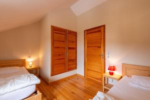 Maisons de vacances Gite Montbuisson 8/10 personnes : photos des chambres