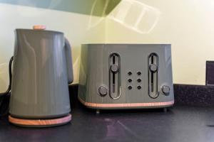 Contractors,wifi#parking