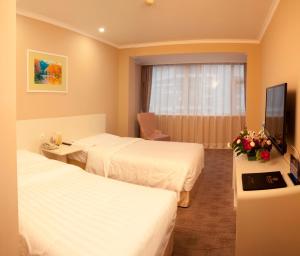Mainland Chinese Citizen only - Standard Twin Room