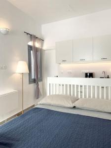 Artemonas Beige Escape