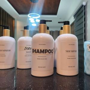 4 bedrooms Villa AR3 Vacation House -close to Silay Airport