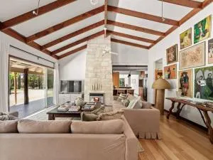 Orchard Homestead Countryside Retreat - Yallingup Siding