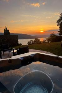 Villa Savoie Villa de luxe avec piscine et spa, lac dAnnecy