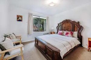 Cozy holiday plant flat ,close to CBD and Beach - Neika