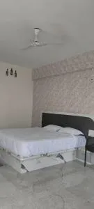 Palaka Stay Rich - Arkalgūd