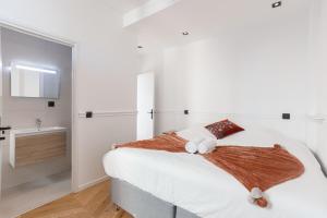 Syssi - 3 Chambres avec salles de bains, spacieux, calme, moderne, idéal congrès