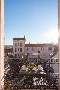 Syssi - 3 Chambres avec salles de bains, spacieux, calme, moderne, idéal congrès