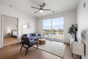 Modern Nulu 2BR CozySuites 08